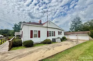 36 Holly St, Great Falls, SC 29055 - Photo 4