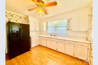 36 Holly Street, Great Falls, SC 29055 - Photo 14