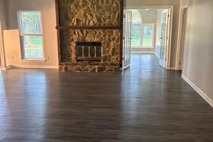 6701 Woodthrush Dr, Charlotte, NC 28227 - Photo 2