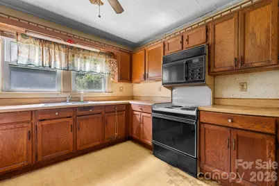 2656 Barrier Loop, Morganton, NC 28655 - Photo 10
