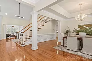 5604 Challis View Ln, Charlotte, NC 28226 - Photo 6