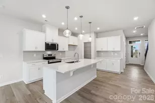 340 Laura Elizabeth Ln, Clover, SC 29710 - Photo 6