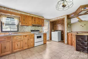 2660 Barrier Loop, Morganton, NC 28655 - Photo 10