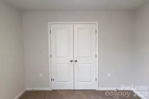 2020 Transatlantic Ave, Charlotte, NC 28215 - Photo 16