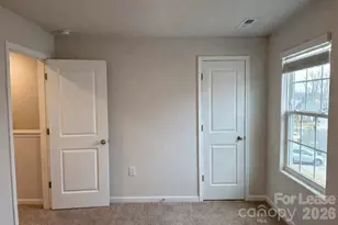 2020 Transatlantic Ave, Charlotte, NC 28215 - Photo 12