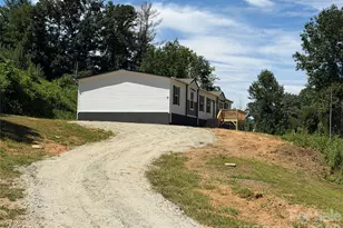 66 Neely Dr, Hendersonville, NC 28792 - Photo 4