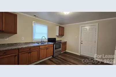 730 Taylor Street, Lancaster, SC 29720 - Photo 2