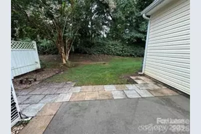 8763 Robinson Forest Drive, Charlotte, NC 28277 - Photo 12