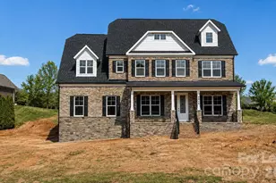 5944 Bakers Point, Hickory, NC 28602 - Photo 2