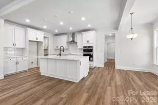 5944 Bakers Point, Hickory, NC 28602 - Photo 10