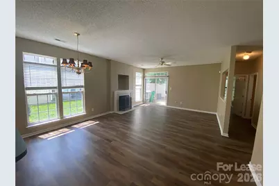 5422 Waverly Lynn Lane, Charlotte, NC 28269 - Photo 8