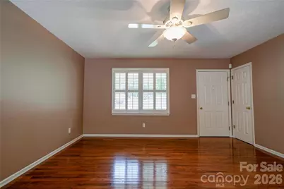 609 Blythe Street, Shelby, NC 28152 - Photo 2