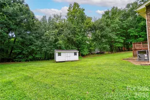 609 Blythe St, Shelby, NC 28152 - Photo 30