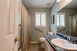 609 Blythe St, Shelby, NC 28152 - Photo 16