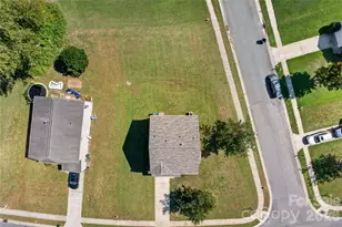 2047 Sonoma Valley Dr, Charlotte, NC 28214 - Photo 22