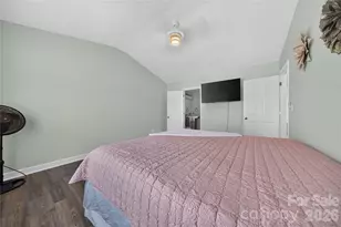 2047 Sonoma Valley Dr, Charlotte, NC 28214 - Photo 14