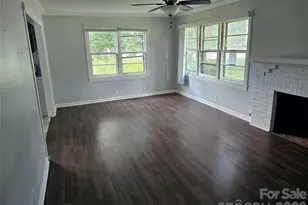 840 W Garrison Blvd, Gastonia, NC 28052 - Photo 2
