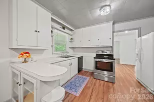 208 Clancy St, Salisbury, NC 28147 - Photo 12