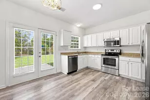 1748 Chinchester Ln, Charlotte, NC 28270 - Photo 8