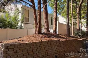 7107 Stonington Ln, Charlotte, NC 28227 - Photo 4