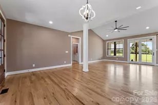 5785 W Nc 10 Hwy, Hickory, NC 28602 - Photo 12