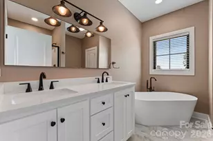 5785 W Nc 10 Hwy, Hickory, NC 28602 - Photo 26