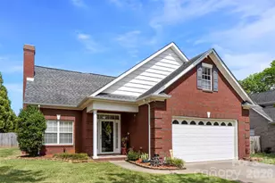 3310 Brickwood Circle, Midland, NC 28107 - Photo 2