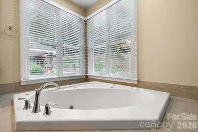 2752 Brittany Drive, Lenoir, NC 28645 - Photo 20