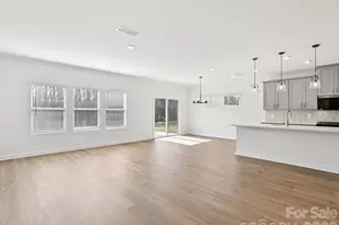 132 Arlingdale Dr, York, SC 29745 - Photo 4