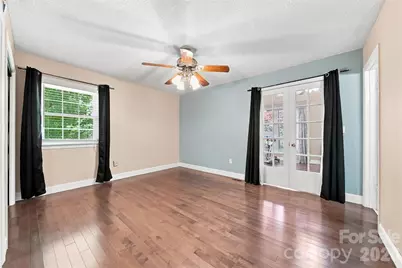 4662 Granada Hills Drive, Granite Falls, NC 28630 - Photo 10