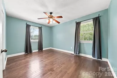 4662 Granada Hills Drive, Granite Falls, NC 28630 - Photo 16