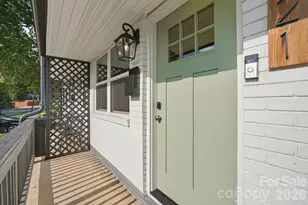 3019 Columbus Cir, Charlotte, NC 28208 - Photo 2