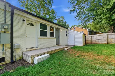 3019 Columbus Circle, Charlotte, NC 28208 - Photo 32