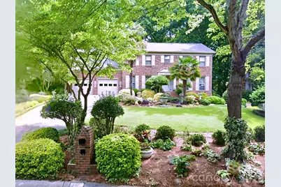 2415 Hopecrest Drive, Charlotte, NC 28210 - Photo 2