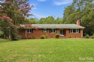2311 E Innes St, Salisbury, NC 28146 - Photo 2