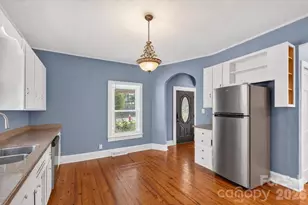 619 N Mountain St, Cherryville, NC 28021 - Photo 8