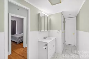 619 N Mountain St, Cherryville, NC 28021 - Photo 14
