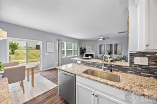 2022 Napa Valley Dr, Waxhaw, NC 28173 - Photo 10