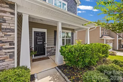 2022 Napa Valley Drive, Waxhaw, NC 28173 - Photo 2