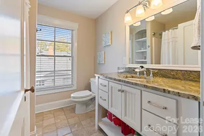 425 Tremont Avenue E, Charlotte, NC 28203 - Photo 16