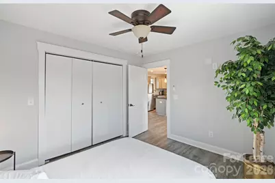 425 Tremont Avenue E, Charlotte, NC 28203 - Photo 38