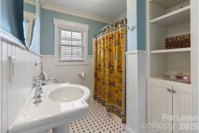 425 Tremont Avenue E, Charlotte, NC 28203 - Photo 10