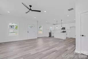 206 Prospect St NW, Lenoir, NC 28645 - Photo 6
