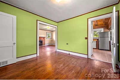 375 E King Street, East Flat Rock, NC 28726 - Photo 10