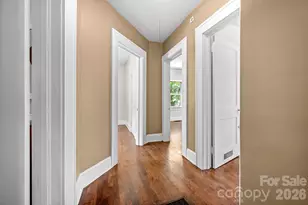 375 E King St, East Flat Rock, NC 28726 - Photo 16