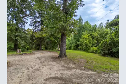 375 E King Street, East Flat Rock, NC 28726 - Photo 34