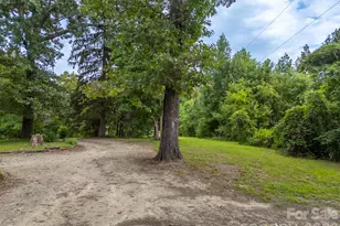 375 E King St, East Flat Rock, NC 28726 - Photo 34