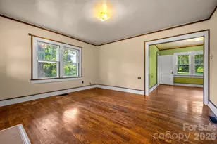 375 E King St, East Flat Rock, NC 28726 - Photo 6