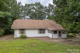 375 E King St, East Flat Rock, NC 28726 - Photo 26