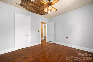 375 E King St, East Flat Rock, NC 28726 - Photo 18
